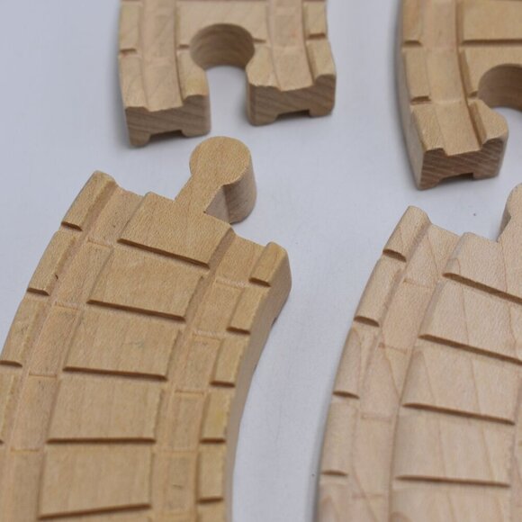 Lot of 10 Clickity Clack 4" Curved Switch Thomas & Friends Wooden Railway Train - Picture 8 of 12